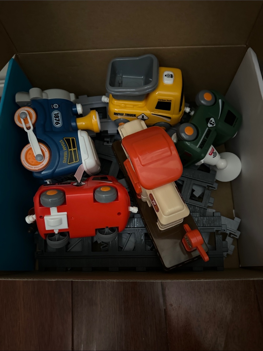 Train set - Picture 2 of 3